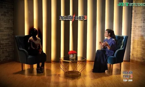 Mẹ muốn ấm êm với chồng mới, để con trai riêng sống trong cảnh uất ức
